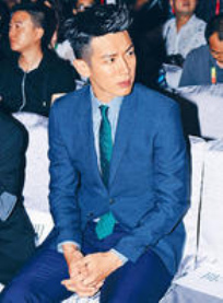 ������������Ӧ������ս������Ϊ�䵲��