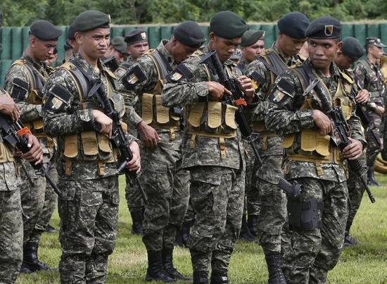 菲方:已为南海最糟局面做好准备 监视中国导弹