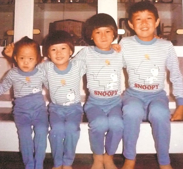 ���պ���